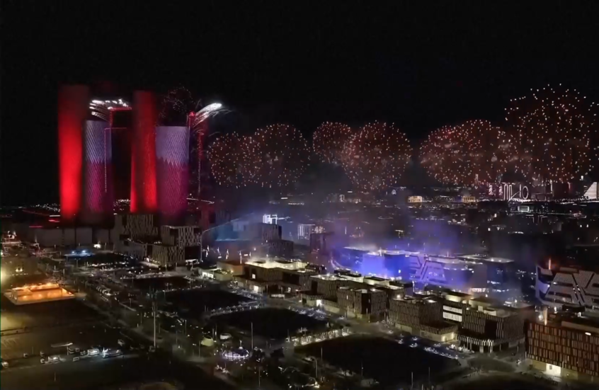 قطر.. عرض للألعاب النارية والطائرات المسيرة استقبالا للعام الجديد