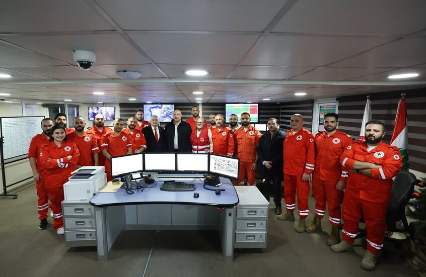 لبنان.. عون يتفقد القوى الأمنية والدفاع المدني والصليب الأحمر خلال احتفالات رأس السنة