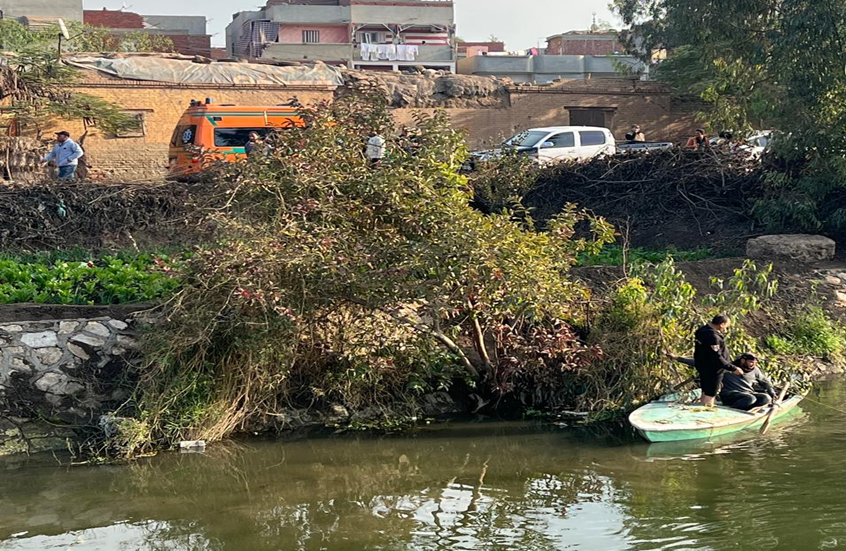 مصر.. وداع شعبي مهيب لرضيع قتل بطريقة مروعة (صور)