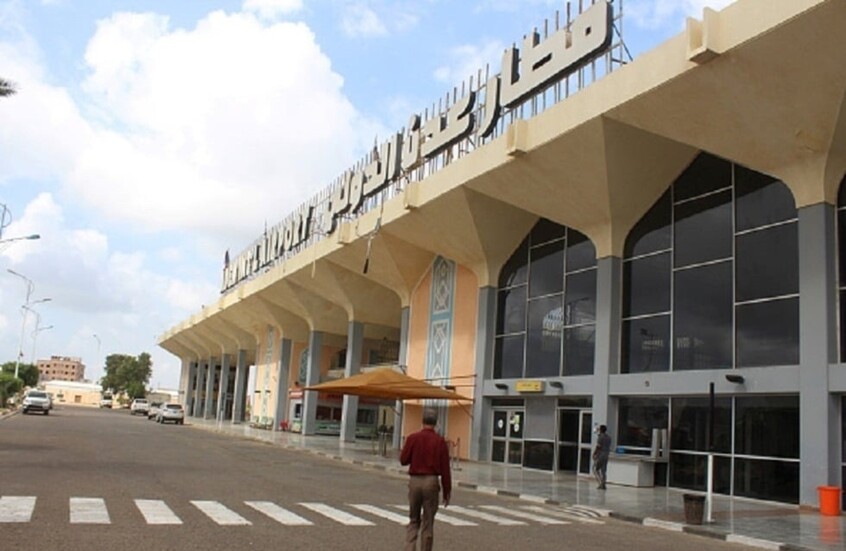 مصدر حكومي يمني ينفي إغلاق مطار عدن الدولي ويلقي باللوم على المجلس الانتقالي