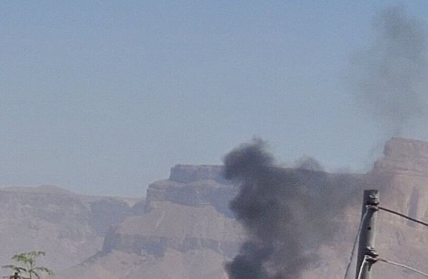 التحالف العربي يشن ضربات جوية على معسكر الخشعة في حضرموت (فيديو)