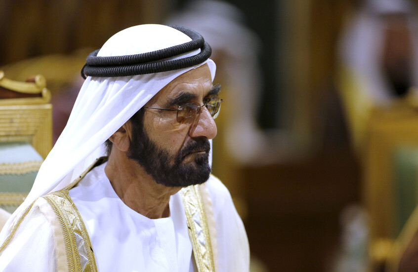 الشيخ محمد بن راشد يهنئ الفائز بجائزة "نوابغ العرب" عن فئة الأدب والفنون.. من هو وما هي جنسيته؟