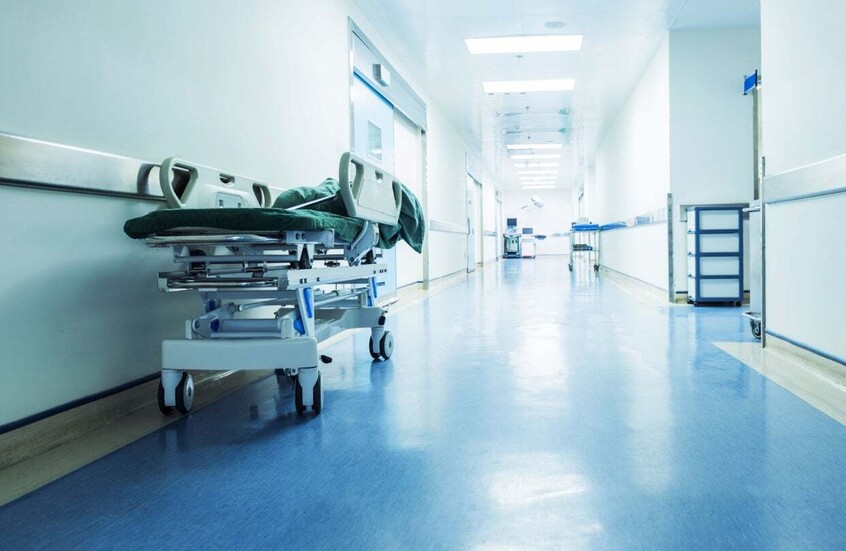 فضيحة مدوية في مستشفى تركي.. تسليم جثمانين بالخطأ لعائلتين مختلفتين