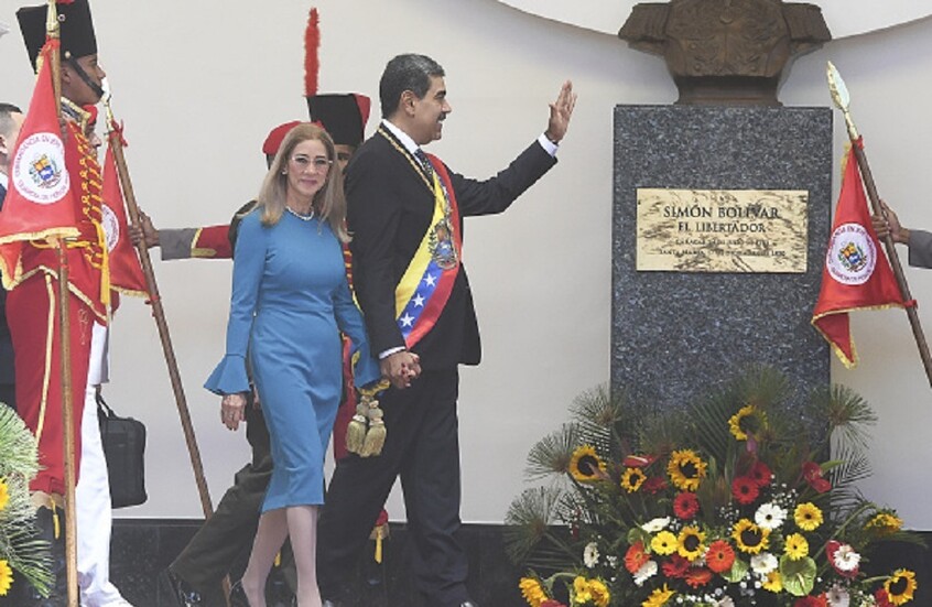 من هي سيليا فلوريس الزوجة القوية لمادورو والتي اعتقلت معه اليوم!