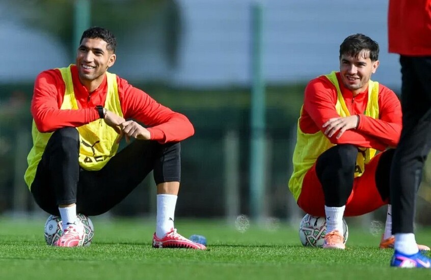 مدرب المغرب يكشف موقف حكيمي من المشاركة ضد تنزانيا.. ويفاجئ إبراهيم دياز