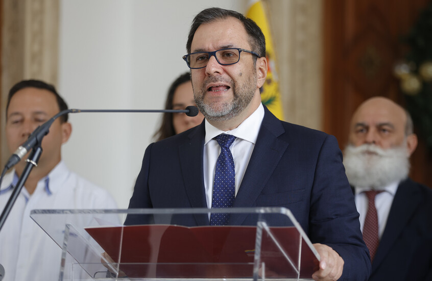 وزير الخارجية الفنزويلي: يجب إعادة مادورو فورا إلى منصبه رئيسا للبلاد