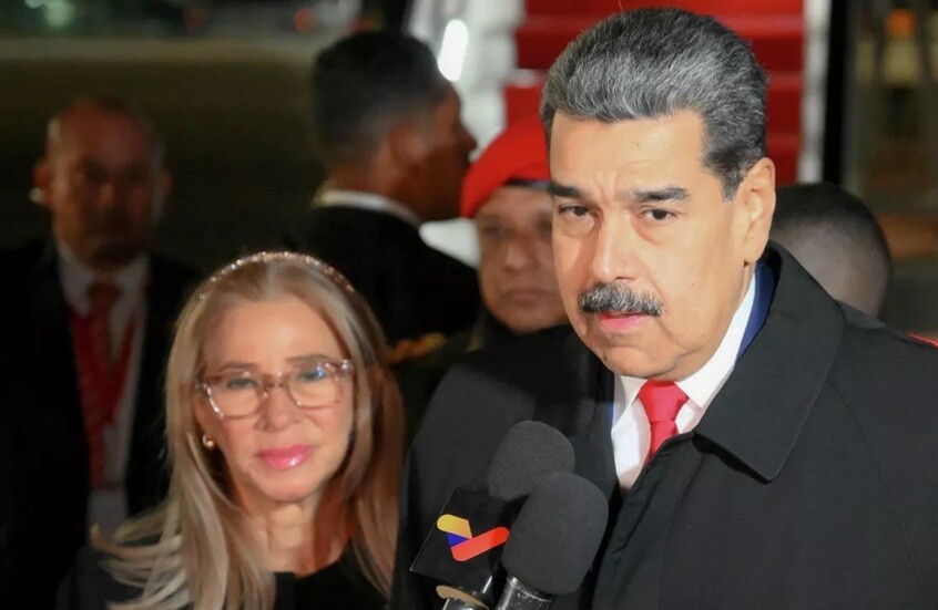 تقارير: القوات الأمريكية اعتقلت مادورو وزوجته من منزلهما في مجمع عسكري