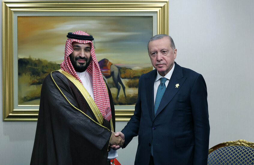 أردوغان في اتصال مع بن سلمان: تركيا تتابع تطورات الصومال واليمن وحماية وحدة أراضيهما بالغة الأهمية