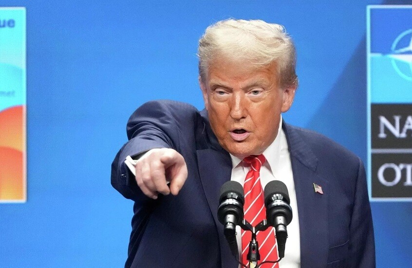 ترامب يهدد نائبة الرئيس الفنزويلي ويفصح عن تفكير توسعي في أوروبا يتضمن غرينلاند