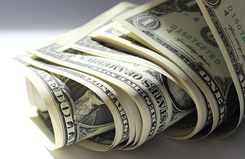 قفزة تاريخية.. تحويلات المصريين بالخارج تلامس 38 مليار دولار