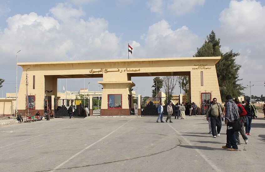 توتر غير مسبوق.. غضب مصري ورسائل شديدة اللهجة من القاهرة لتل أبيب بسبب معبر رفح