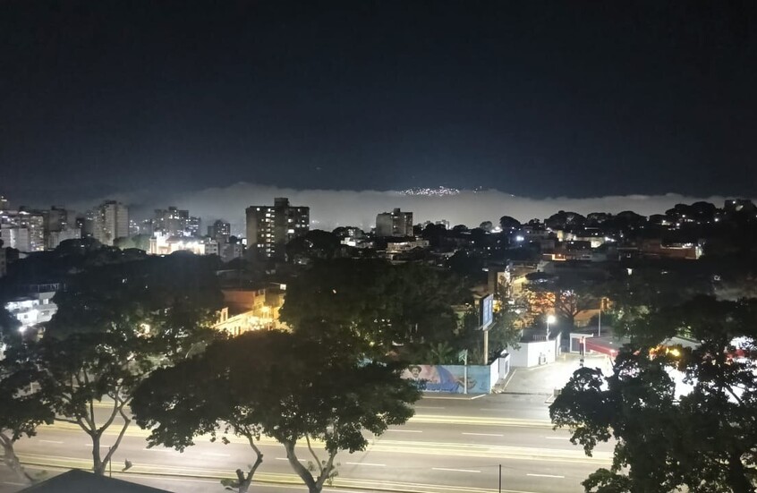 BNO News: أصوات إطلاق نار بالقرب من القصر الرئاسي في العاصمة الفنزويلية كاراكاس