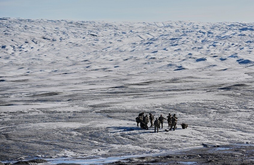 قادة أوروبيون يردون على ترامب: غرينلاند ملك لشعبها ولا نقاش حول سيادتها