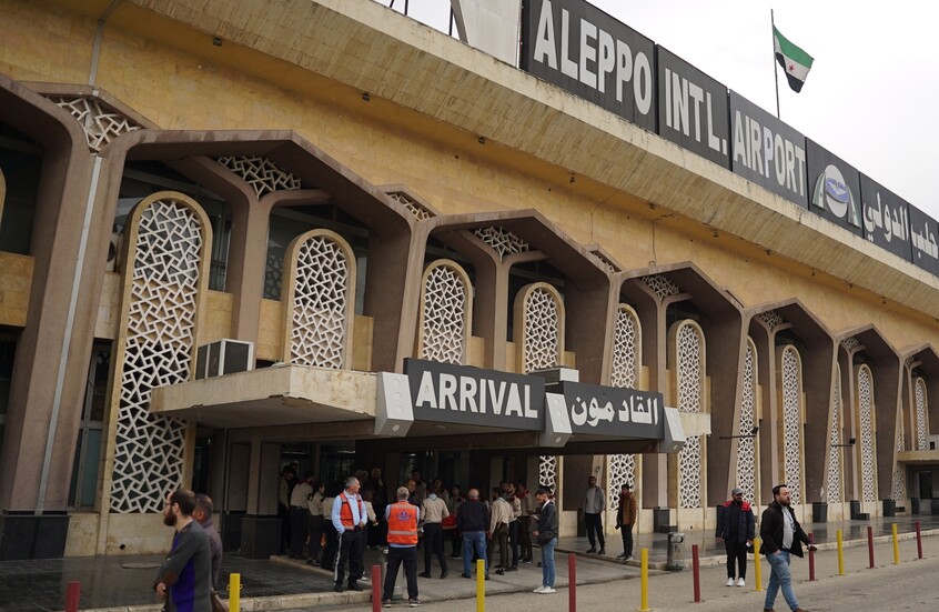 السلطات السورية تعلق الرحلات الجوية من وإلى مطار حلب الدولي