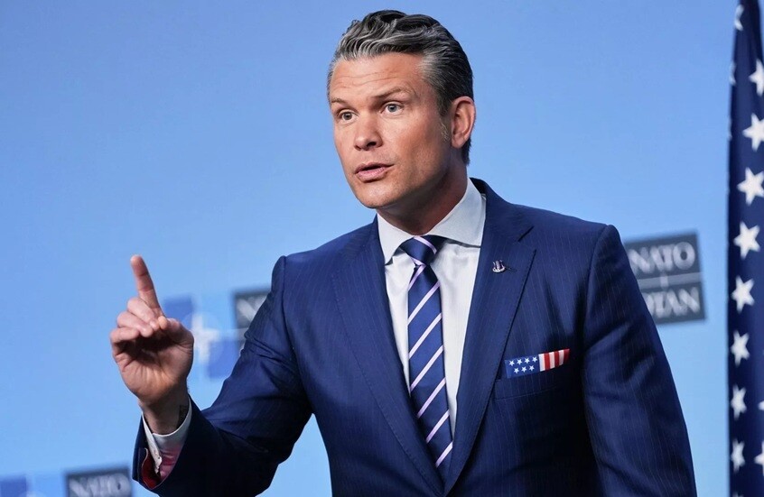 وزير الحرب الأمريكي يعلق على احتجاز ناقلة نفط روسية