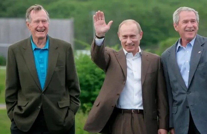 وثائق أمريكية تكشف عن رؤية بوش الابن عام 2001 لعلاقة "فريدة" مع روسيا