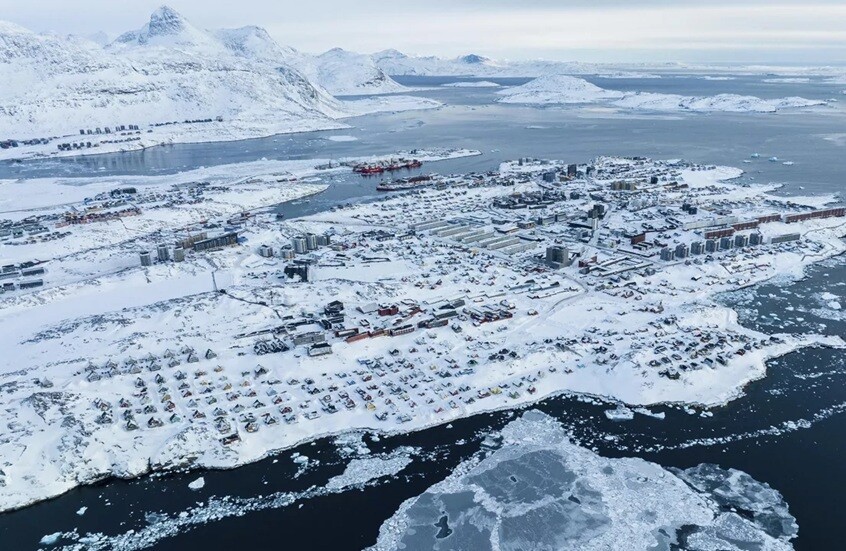 فرنسا تؤكد تضامن التكتل الأوروبي مع الدنمارك بشأن غرينلاند ورفض المطالب الأمريكية