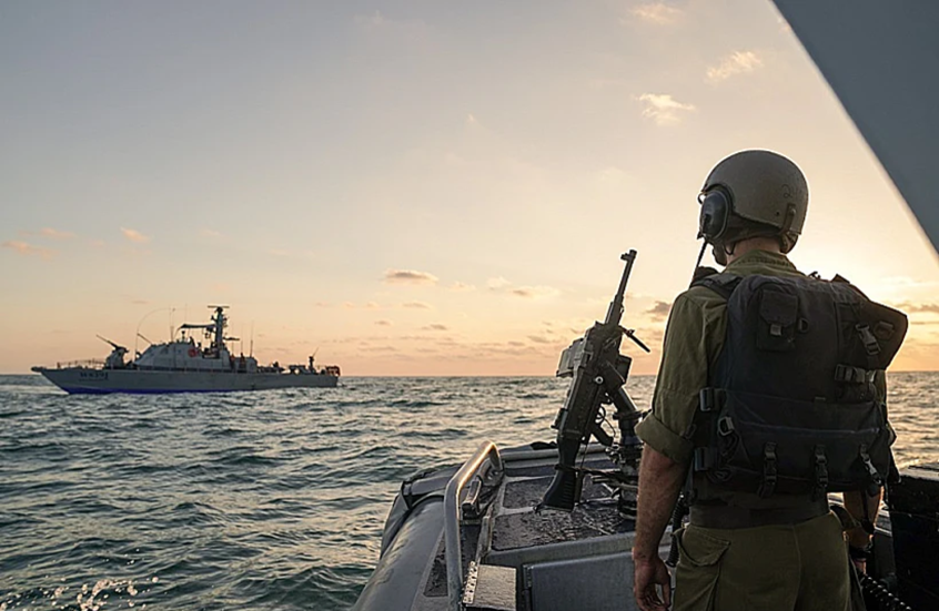 "قناة 13" العبرية: البحرية الإسرائيلية أطلقت النار على سفينة حربية مصرية دخلت المياه الإقليمية لغزة