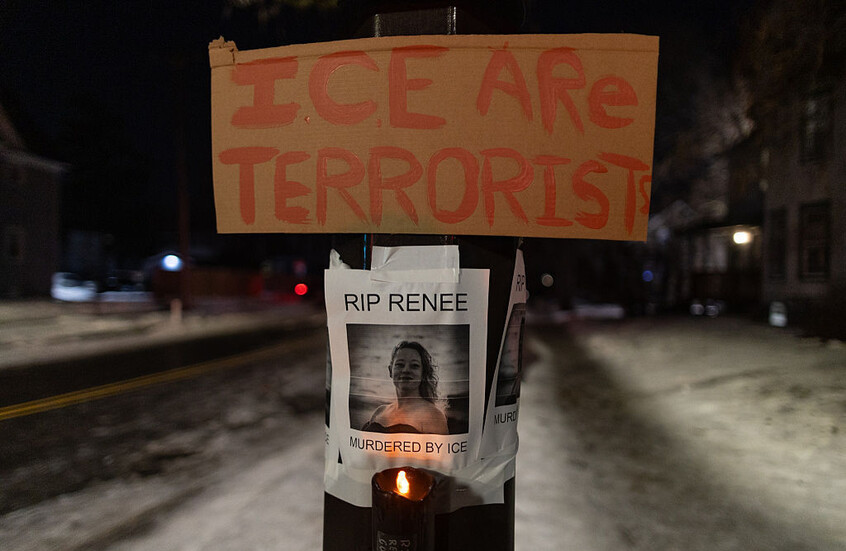 عمدة نيويورك يصف إطلاق النار في مينيابوليس بأنه "جريمة قتل"