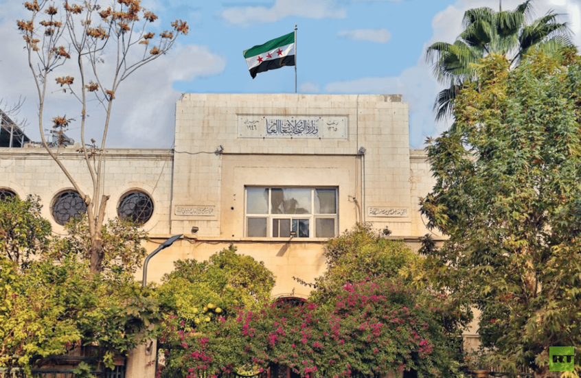 الصحة السورية تدين مقتل كوادر طبية في حمص والمرصد يقول: جريمة طائفية