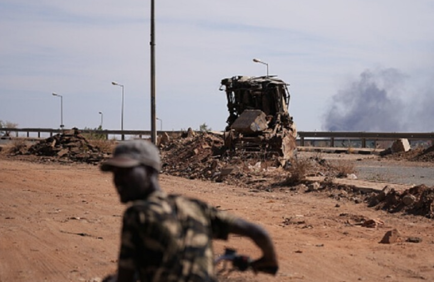 رويترز: باكستان تقترب من إتمام صفقة أسلحة وطائرات مع السودان بقيمة 1.5 مليار دولار