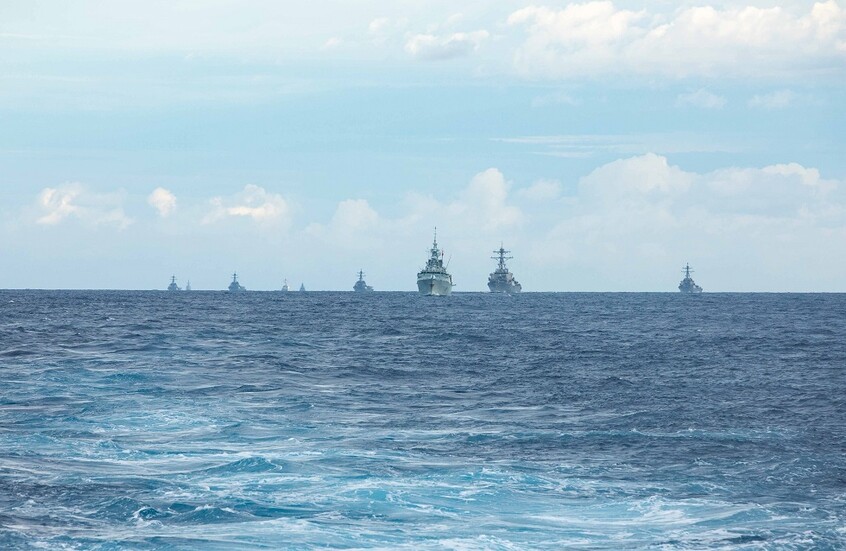 "بيزنس إنسايدر": الولايات المتحدة استخدمت مدمرتين في عملية الاستيلاء على ناقلة النفط "مارينيرا"