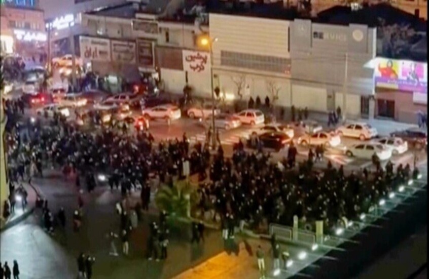 "نتبلوكس": اتصال إيران بالعالم الخارجي عند 1% من مستوياته الطبيعية وانقطاع الإنترنت يدخل يومه الرابع