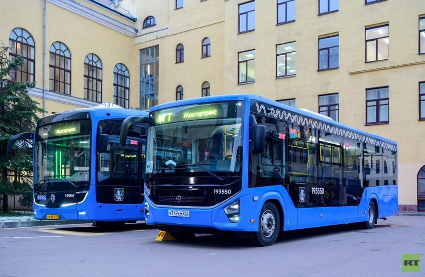 موسكو تطلق أسطولا ذكيا.. 525 حافلة روسية لربط العاصمة بضواحيها