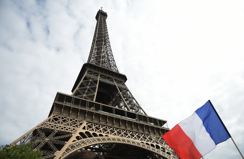 فيليبو يسخر من رد فعل الخارجية الفرنسية على فيديو " أوريشنيك "!