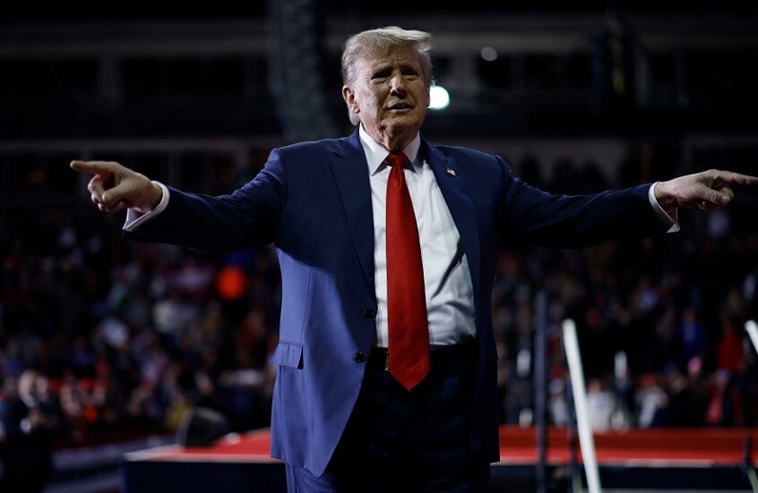 ترامب يهز أركان النظام العالمي بسلسلة تحركات "حادة" في عامه الأول من الولاية الثانية