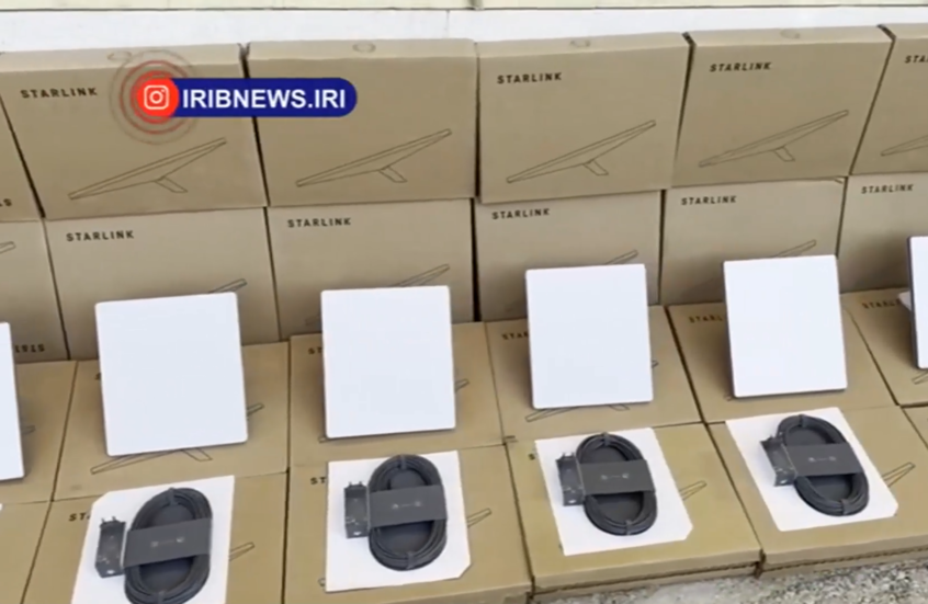 السلطات الإيرانية تصادر شحنة كبيرة من  أجهزة "ستارلينك" المهربة