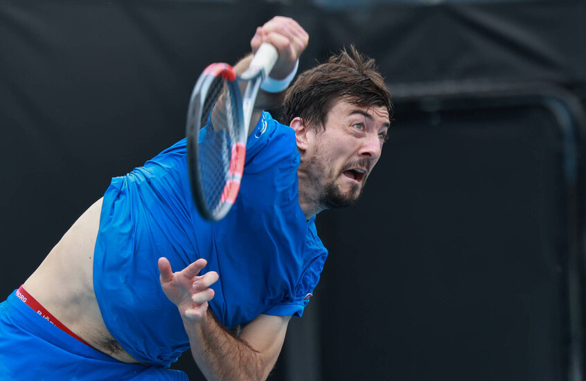 خطأ قاتل يحرم أوفنر من التأهل إلى أستراليا المفتوحة