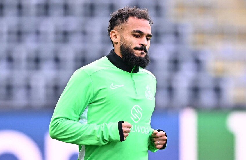 "ساحر أسود الأطلس" يعود إلى فرنسا بحثا عن المجد