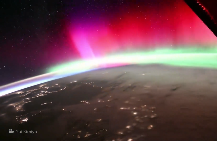 لقطات نادرة للشفق القطبي من الفضاء