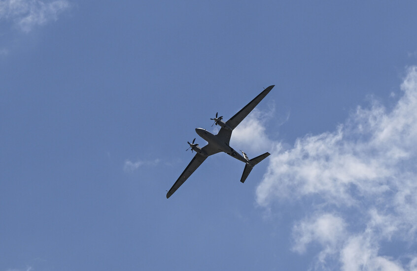 ‌‏"قسد" تعلن رصد طائرة مسيرة تركية في سماء دير حافر (فيديو)