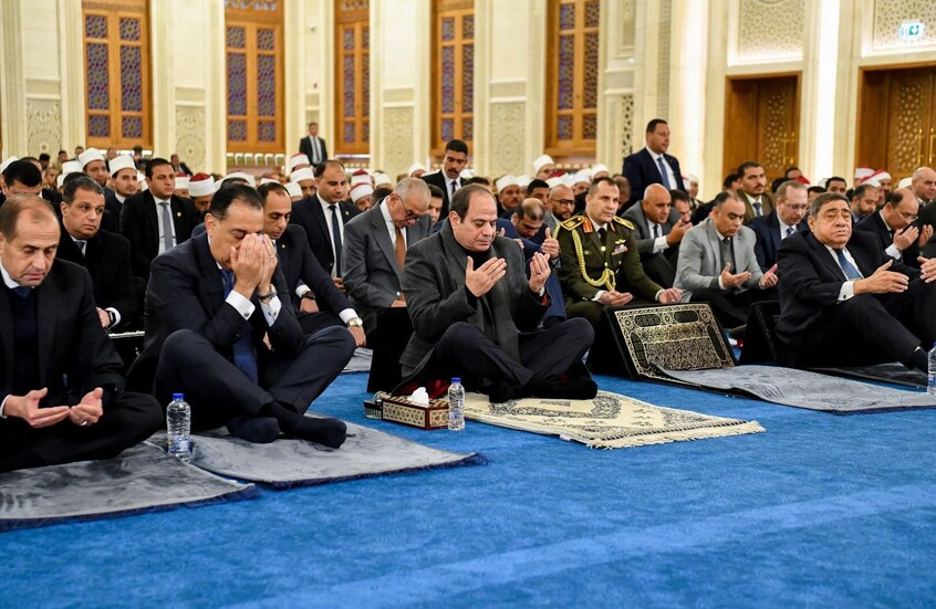 بمشاركة السيسي.. مصر تفتتح 48 مسجدا في يوم واحد وتكشف عن إحصائيات ضخمة (فيديو+ صور)