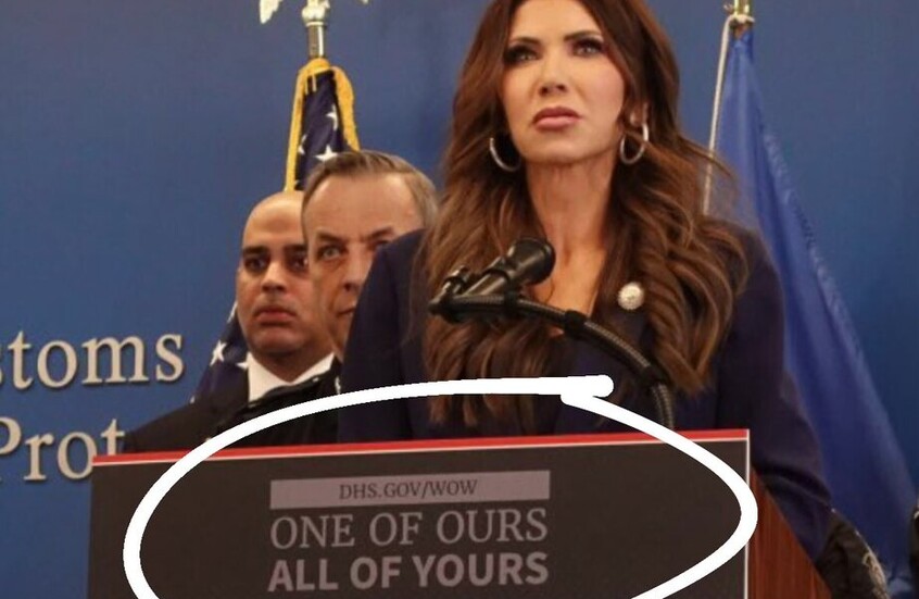 "منفصمو الشخصية".. الداخلية الأمريكية ترد على منتقدي شعارها