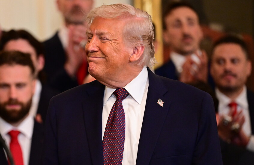 ترامب يرد.. هل أقنعته دول عربية وإسرائيل بعدم ضرب إيران؟