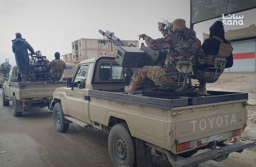 الجيش السوري يعلن مقتل جنديين في اشتباكات مع "قسد" بريف حلب الشرقي