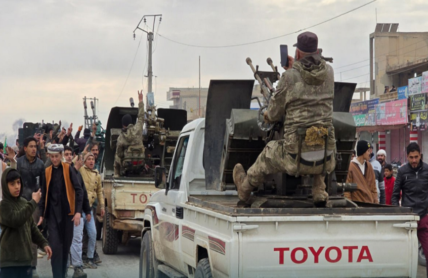 الجيش السوري يبسط سيطرته على كامل مدينة دير حافر بريف حلب الشرقي بعد انسحاب "قسد"