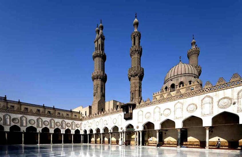 الأزهر: شخصيات تافهة تسعى إلى تعكير صفو العلاقة بين السنة والشيعة.. لا تلتفتوا إلى أقوالهم