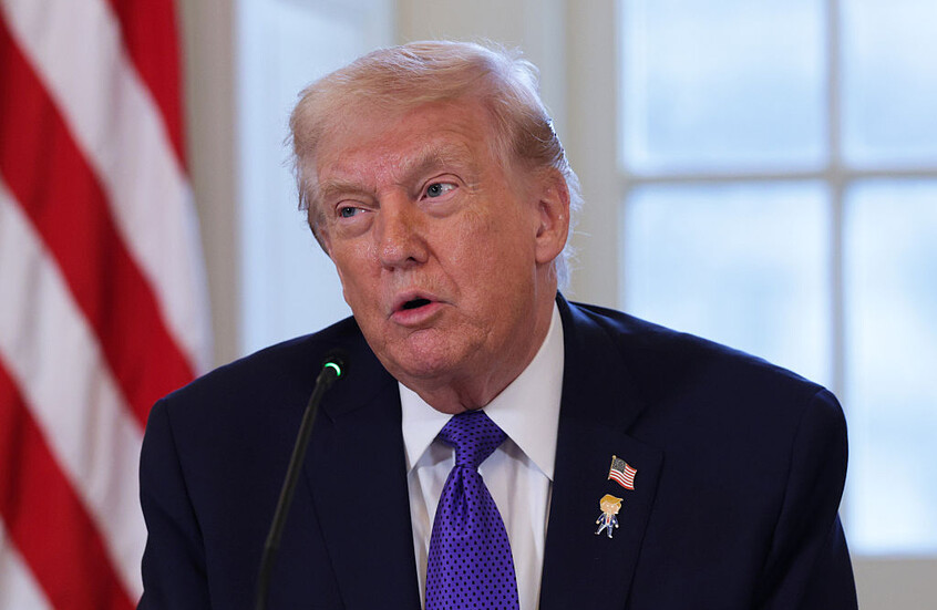 "إن بي سي": ترامب يبدي قلقه من ضعف قدرات كندا الدفاعية أمام خصوم واشنطن في القطب الشمالي