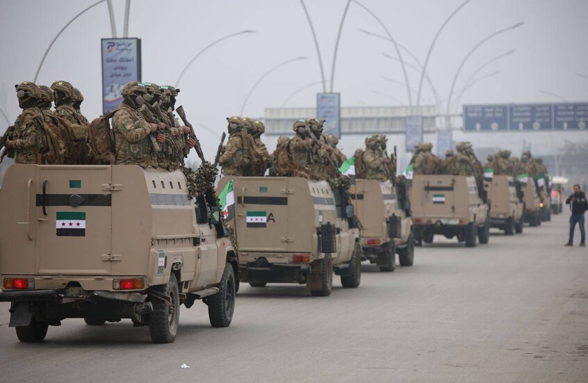 الجيش السوري: حظر تجوال كامل في مدينة الشدادي وحولها ووجوب التبليغ عن أي عناصر فارين من "داعش"
