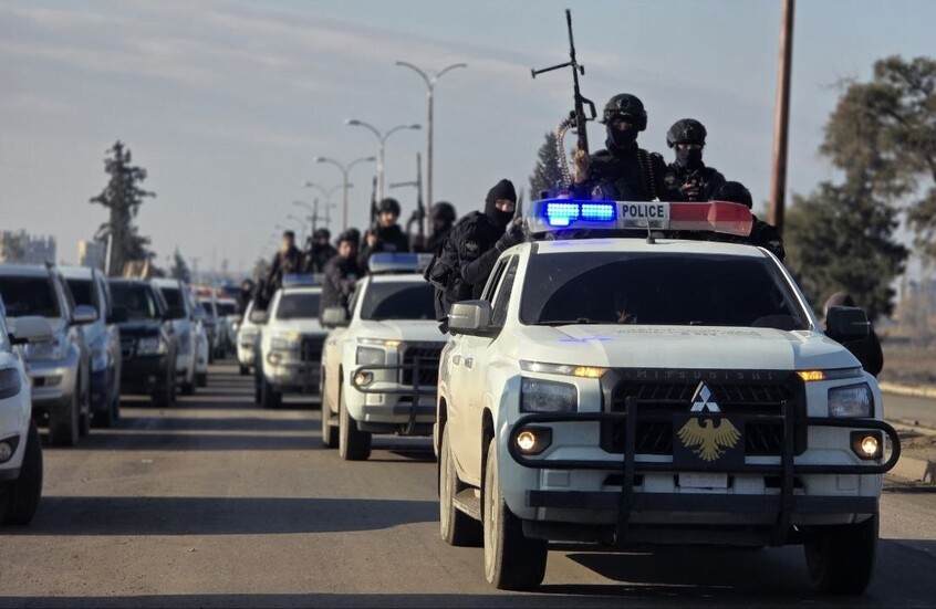 الداخلية السورية: القبض على 81 عنصرا من تنظيم "داعش" فروا من سجن الشدادي في ريف الحسكة (صور)