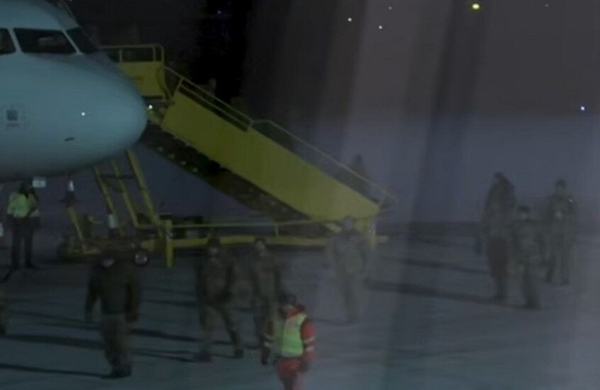 وصول جنود دنماركيين إلى غرينلاند وسط تصاعد تهديدات ترامب