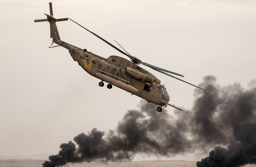 مروحية إسرائيلية تفشل في عملية عسكرية على حدود مصر