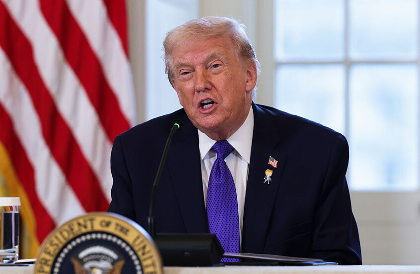 ترامب يتهم بريطانيا بارتكاب "حماقة كبرى" بتسليمها جزر تشاغوس إلى موريشيوس