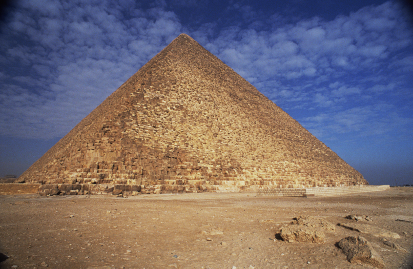تفسير جدلي جديد لكيفية بناء الهرم الأكبر في مصر