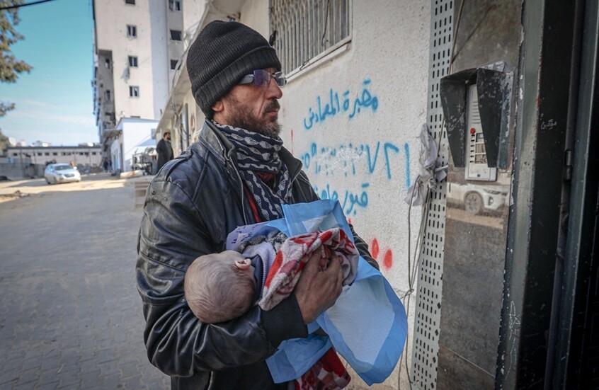 5 قتلى بينهم طفل بنيران الجيش الإسرائيلي في قطاع غزة منذ صباح اليوم