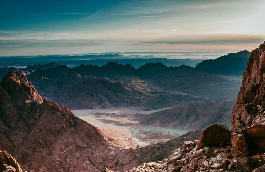 مصر تضخ المليارات في مشروع "مزعج لإسرائيل"